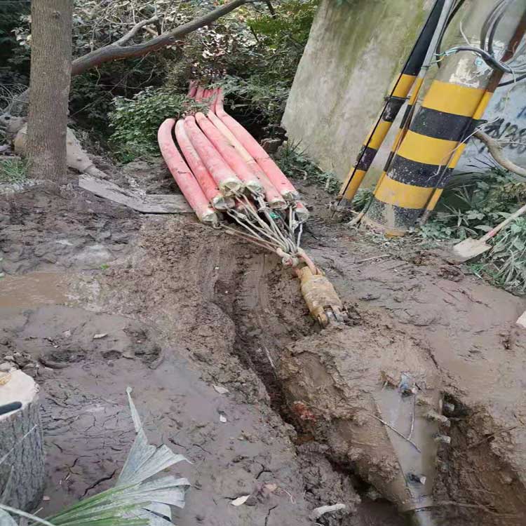 黄冈武汉卷帘门拖拉管